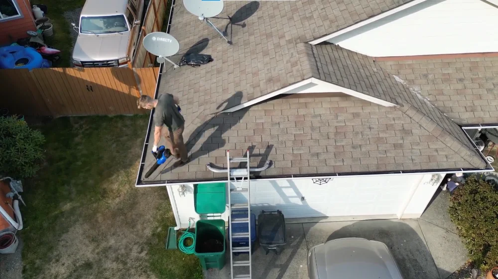 Gutter cleaning service San Clemente CA