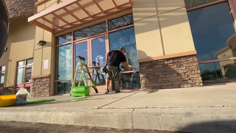 Commercial storefront window cleaning San Clemente CA