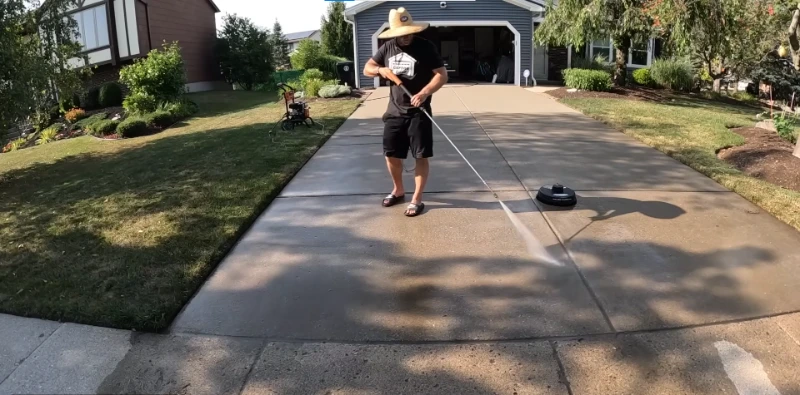 Salt-safe pressure washing driveway in San Clemente
