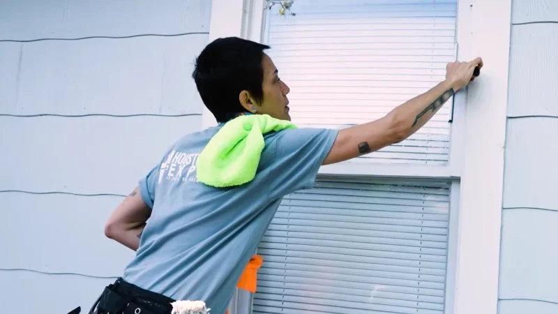 Residential window frame cleaning San Clemente CA
